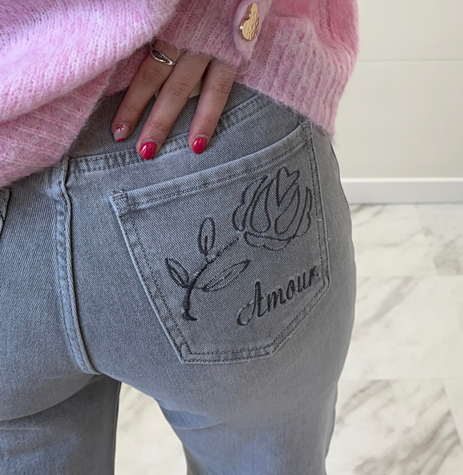Jean Gris Amour