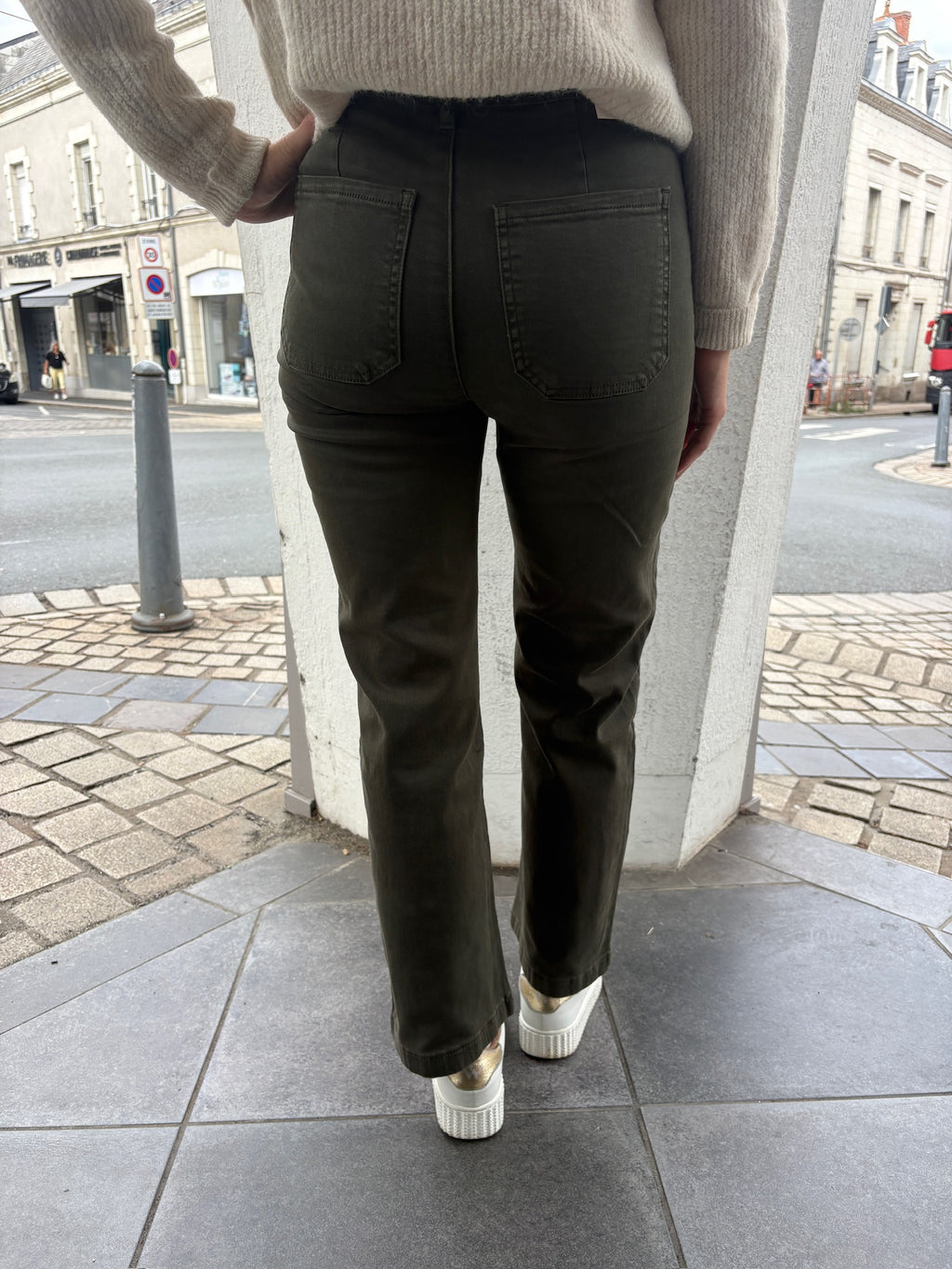 Jean Olivia - Kaki