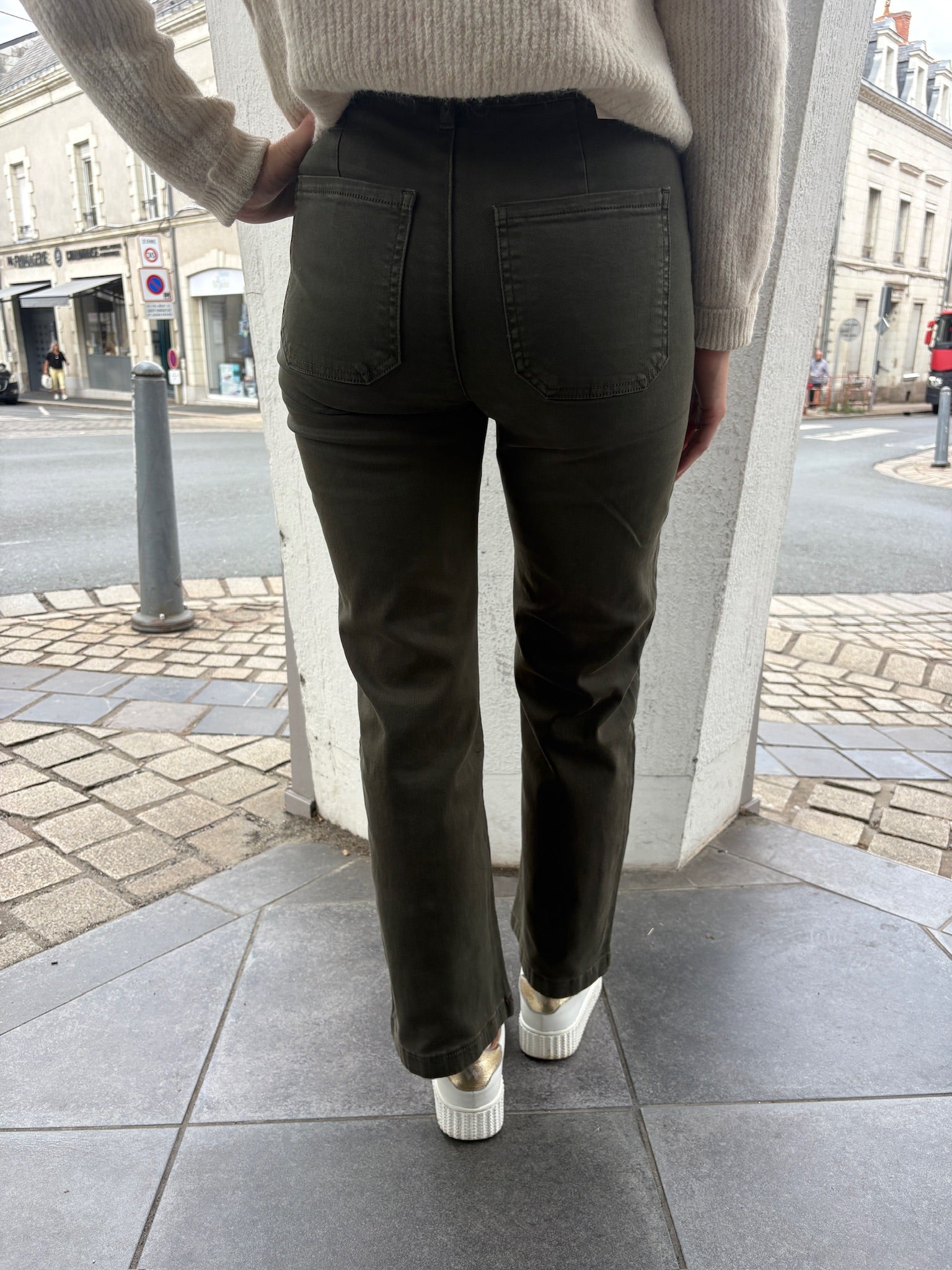Jean Olivia - Kaki