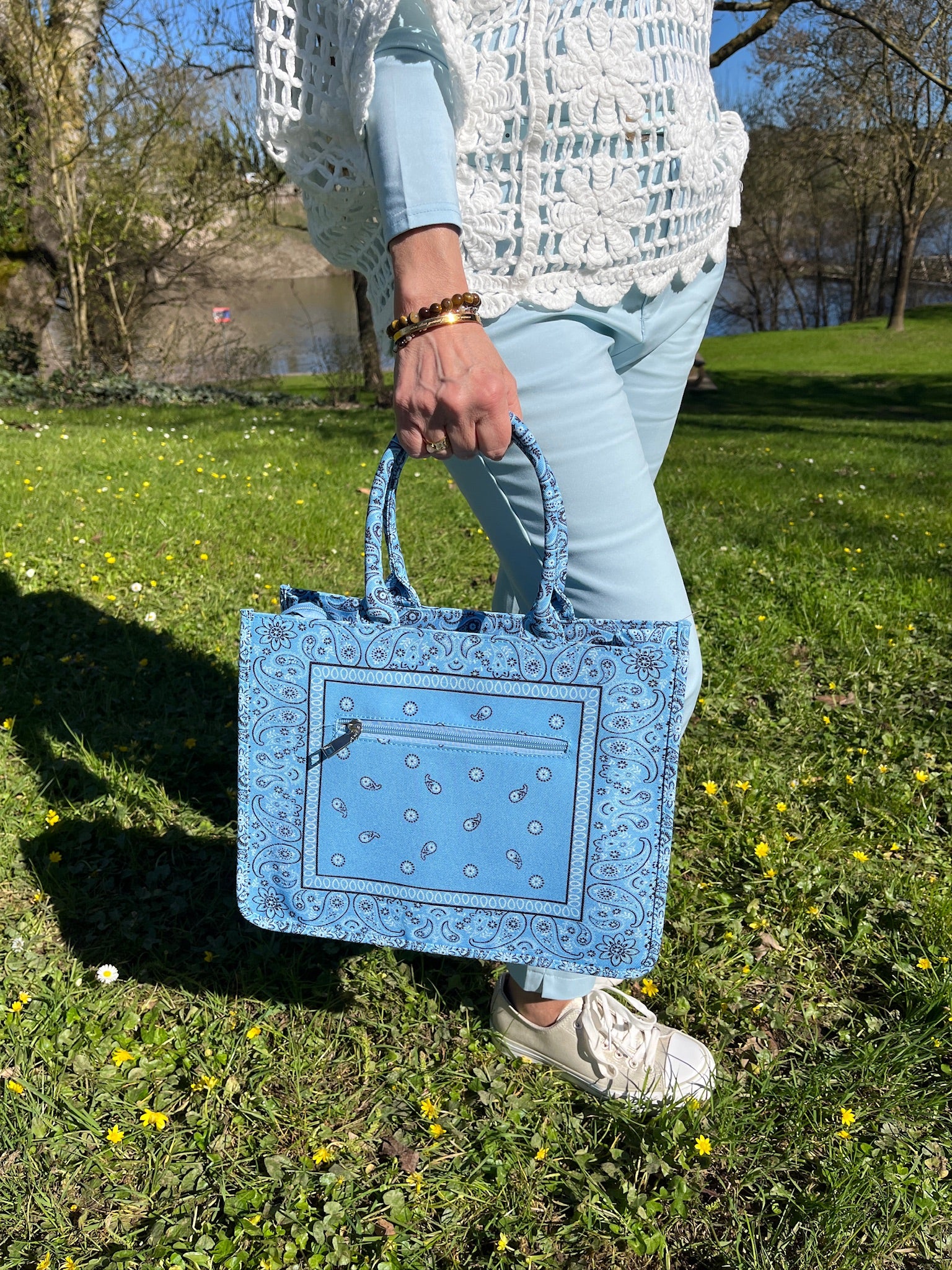 Sac à main bleu ciel