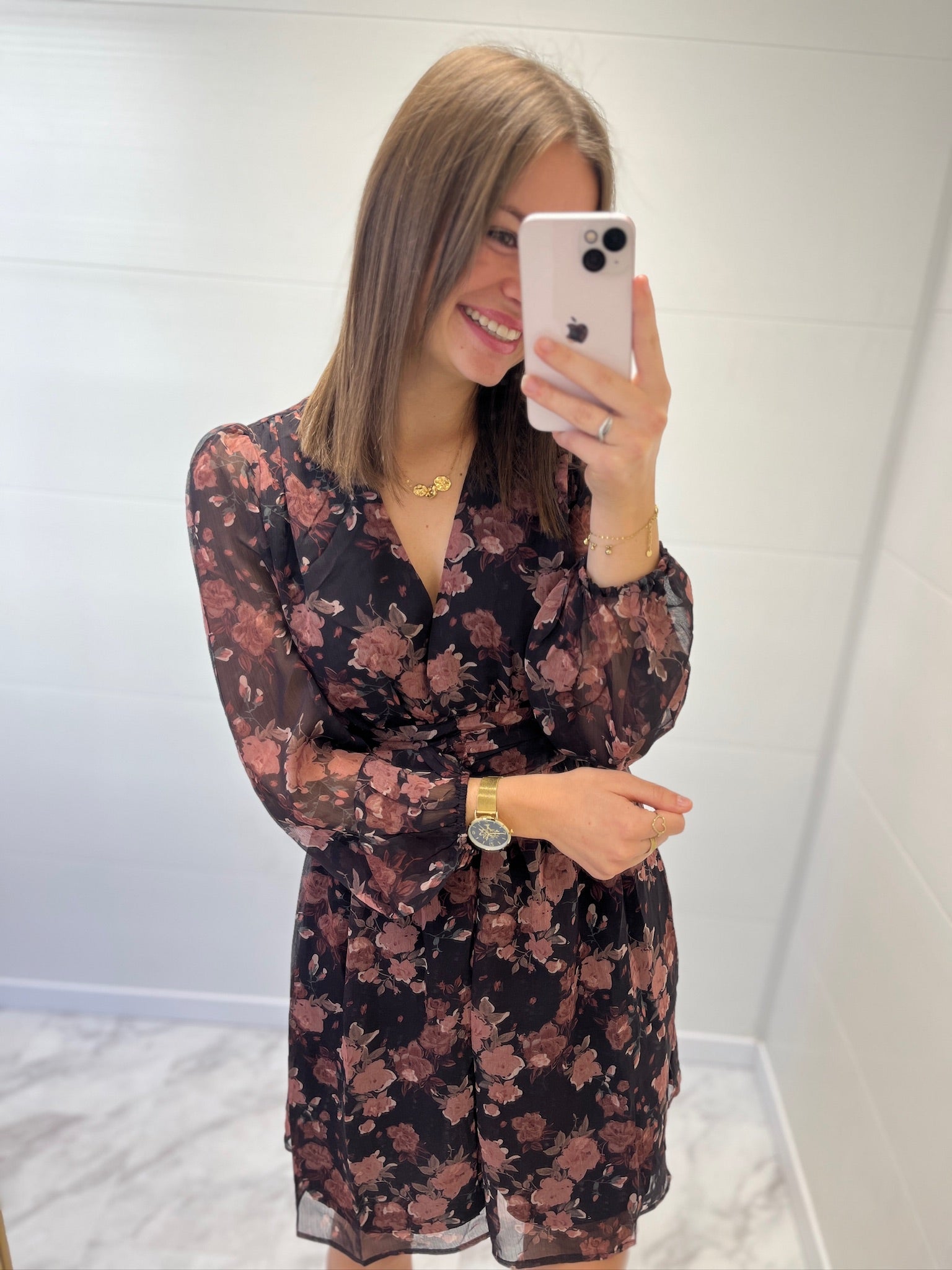 Robe courte fleurie rose