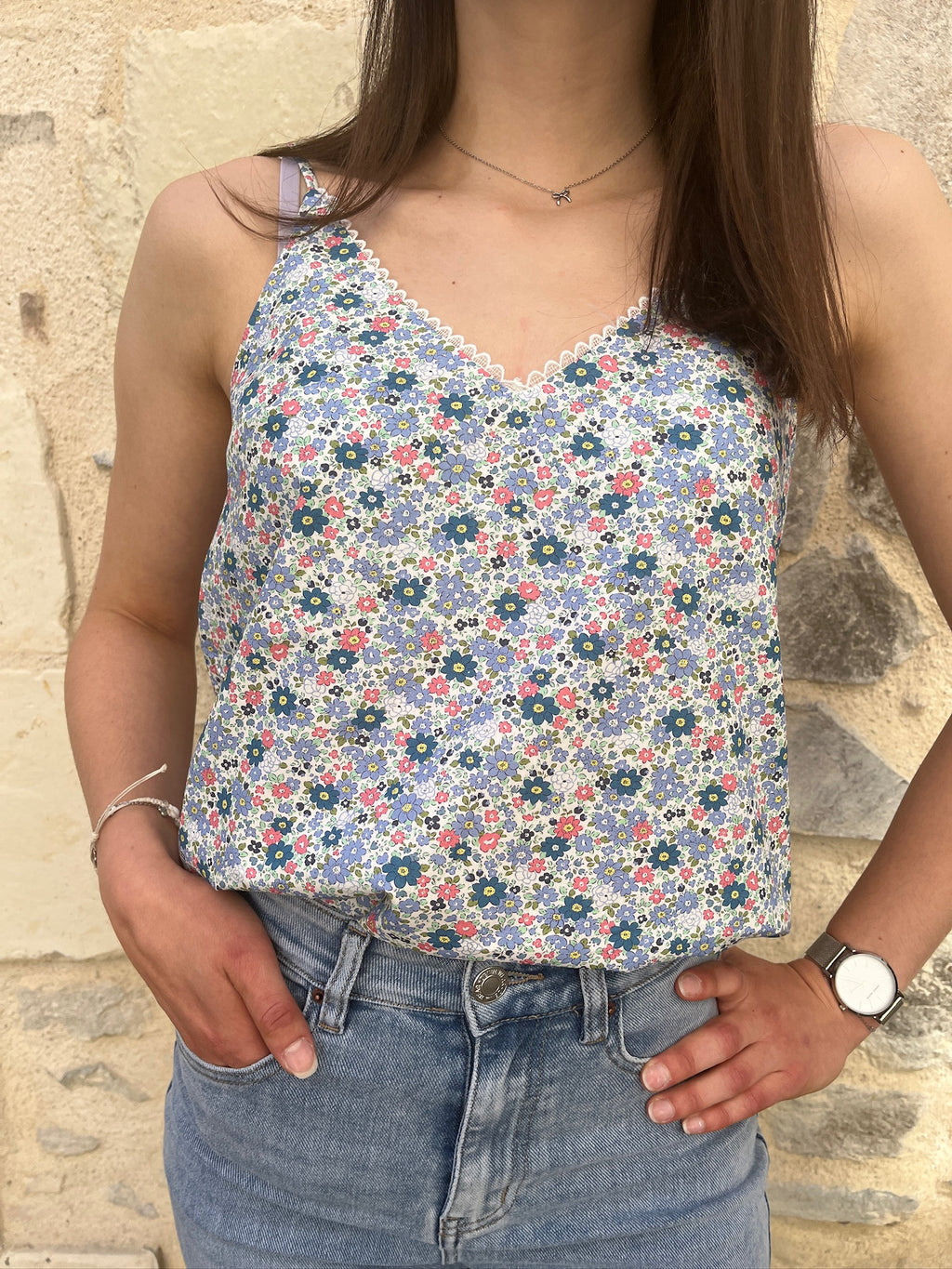 Top Liora