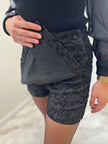 Jupe/short noire à broderie