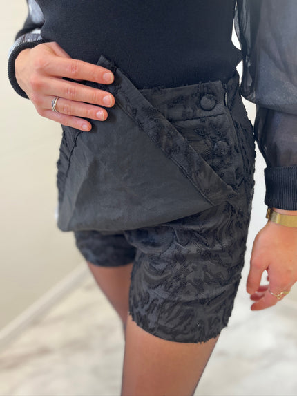 Jupe/short noire à broderie