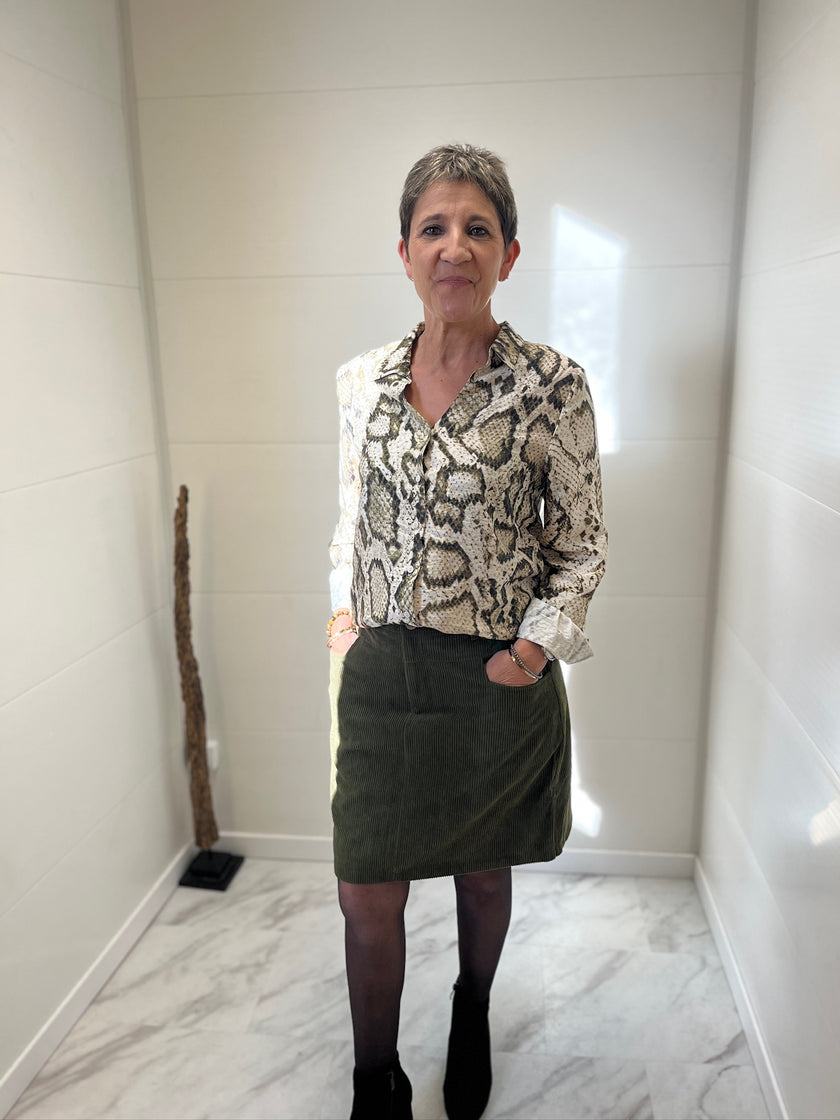 Chemise kaki et écru