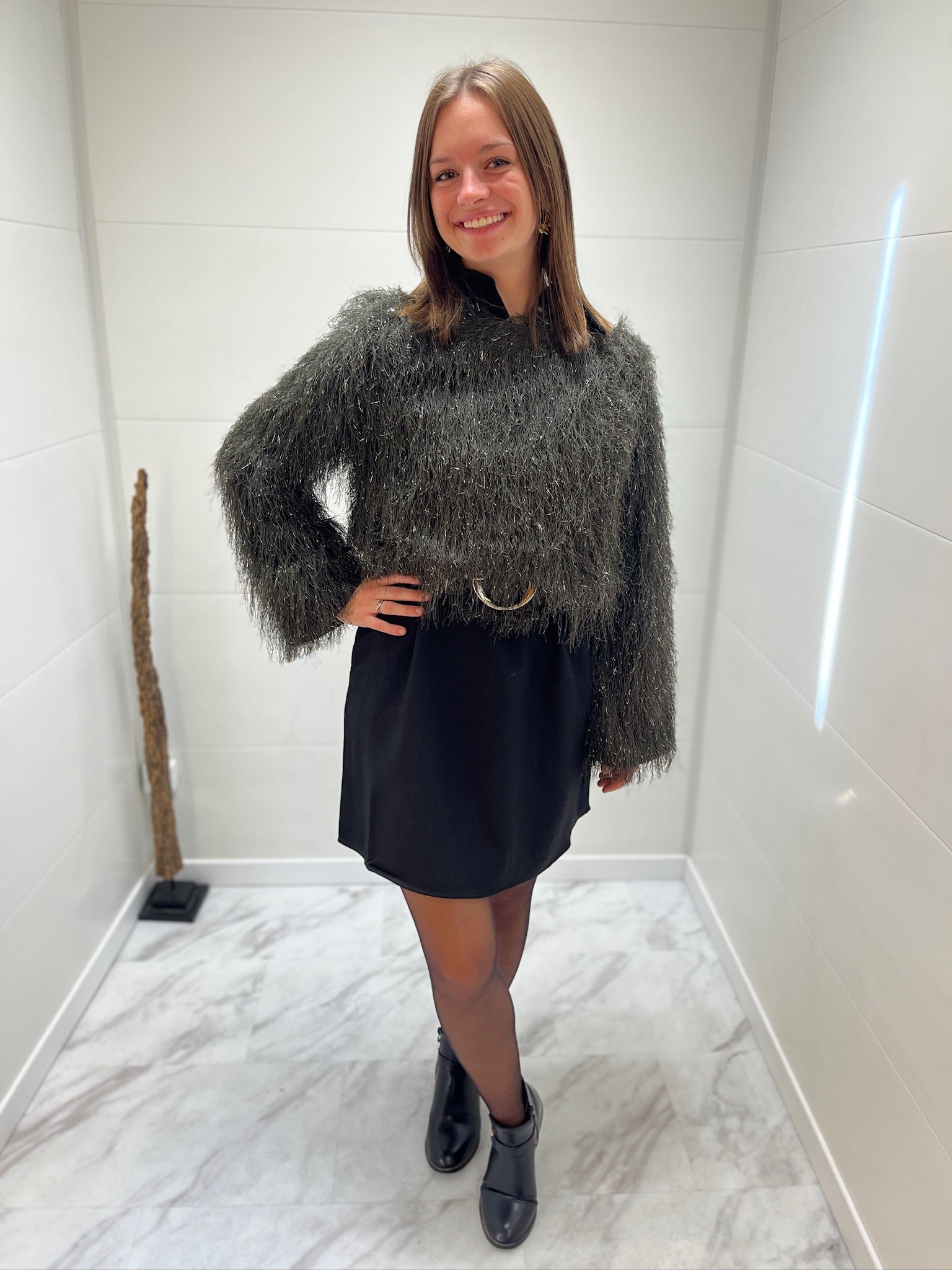 Haut à fausse fourrure pailleté kaki