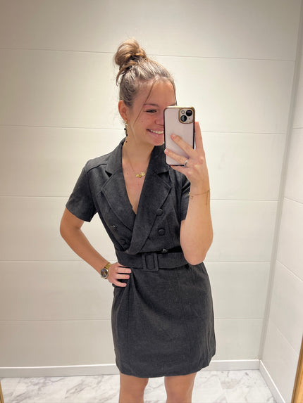 Robe courte grise