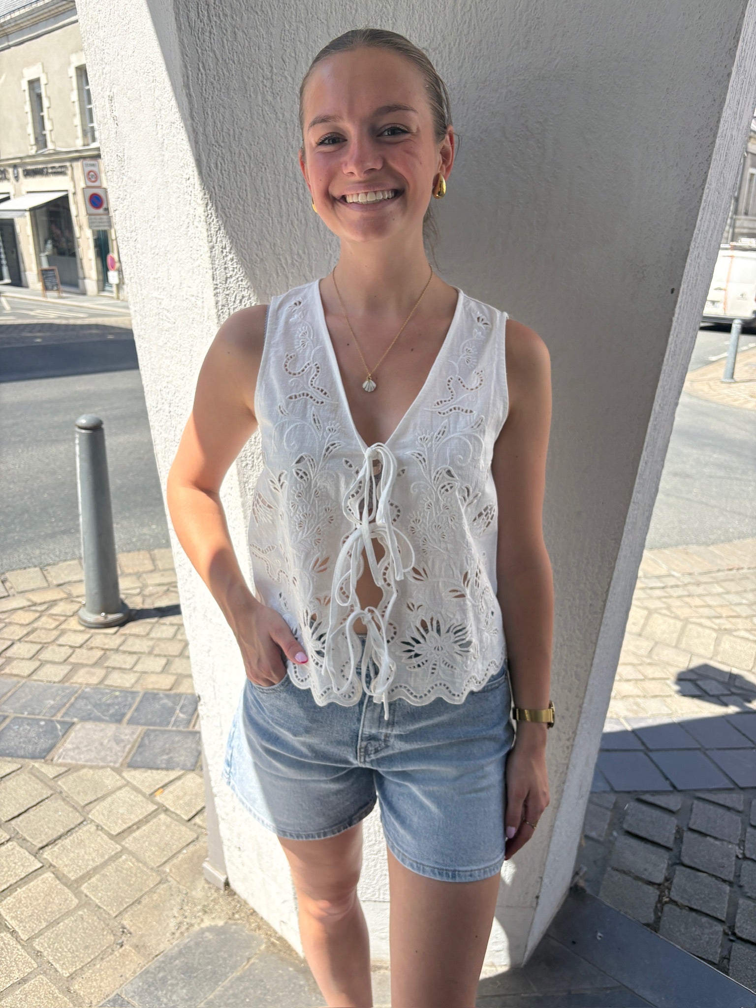 Top à broderie et nœud - Blanc