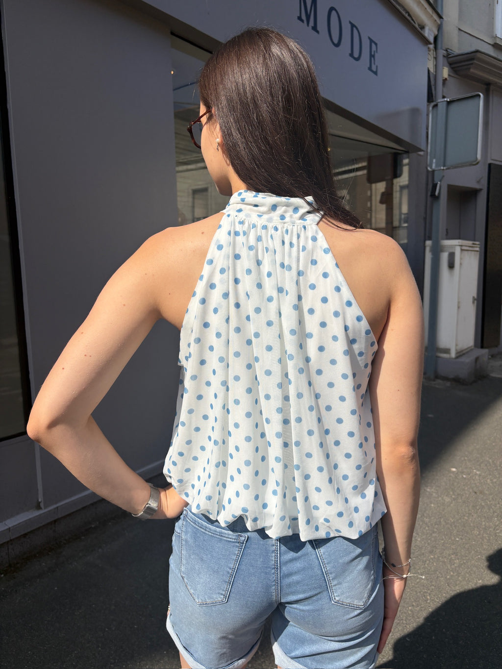 Top Emi - Blanc à pois bleu