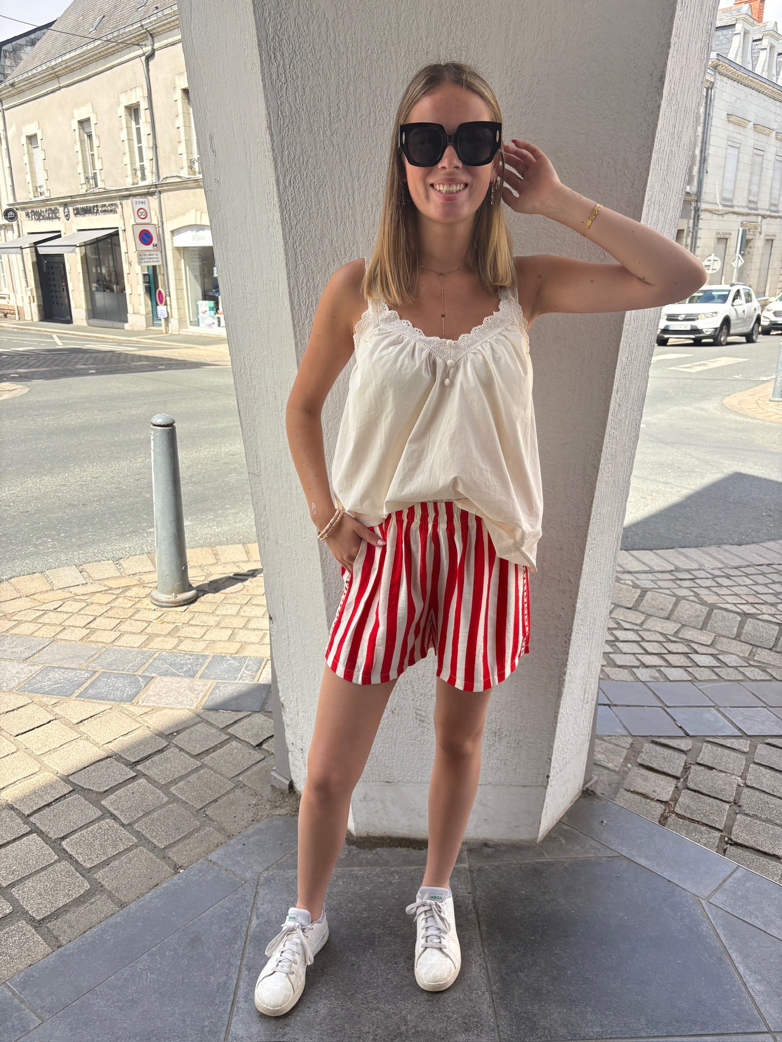 Short Louise