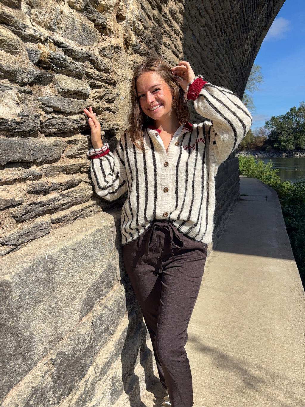 Pull CHARMING - Marron et Rouge